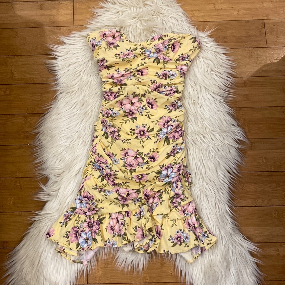 Forever 21 floral summer dress pastel yellow great for weddings